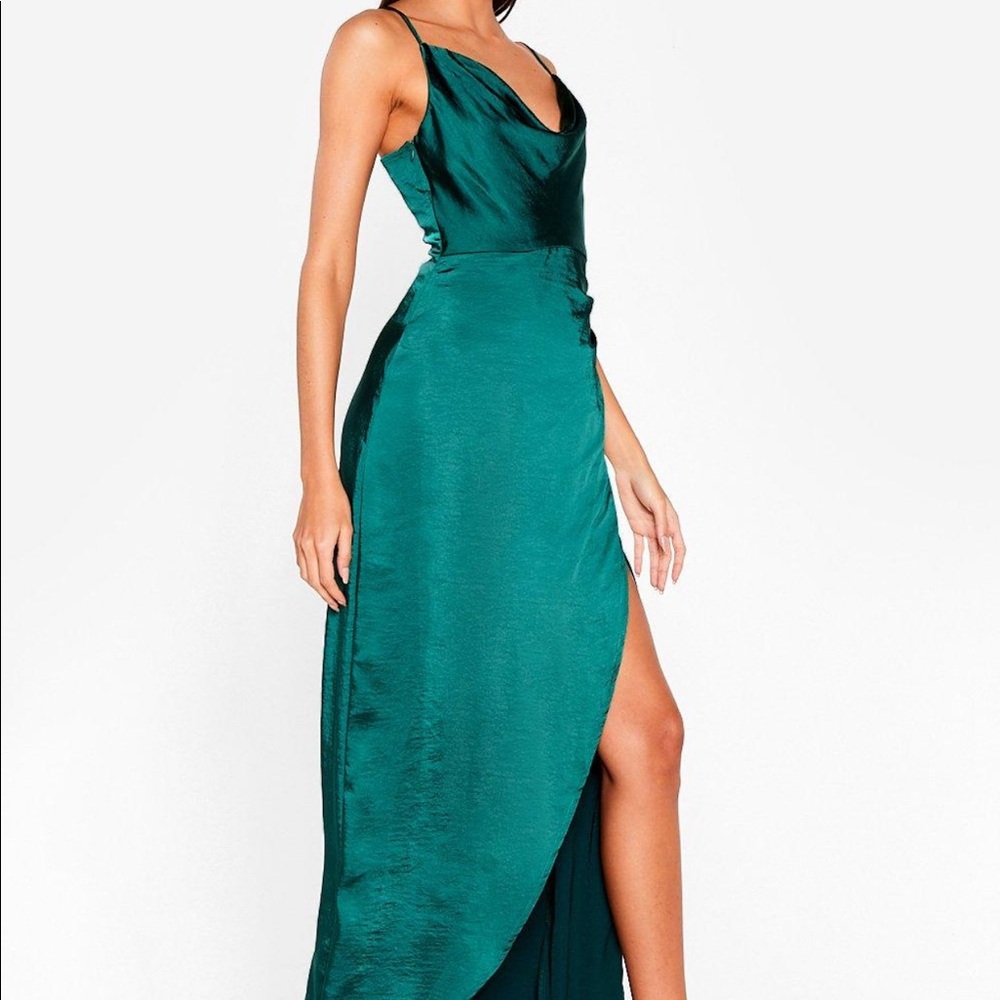 Nasty Gal - Cowl-necked maxi dress - size 12
